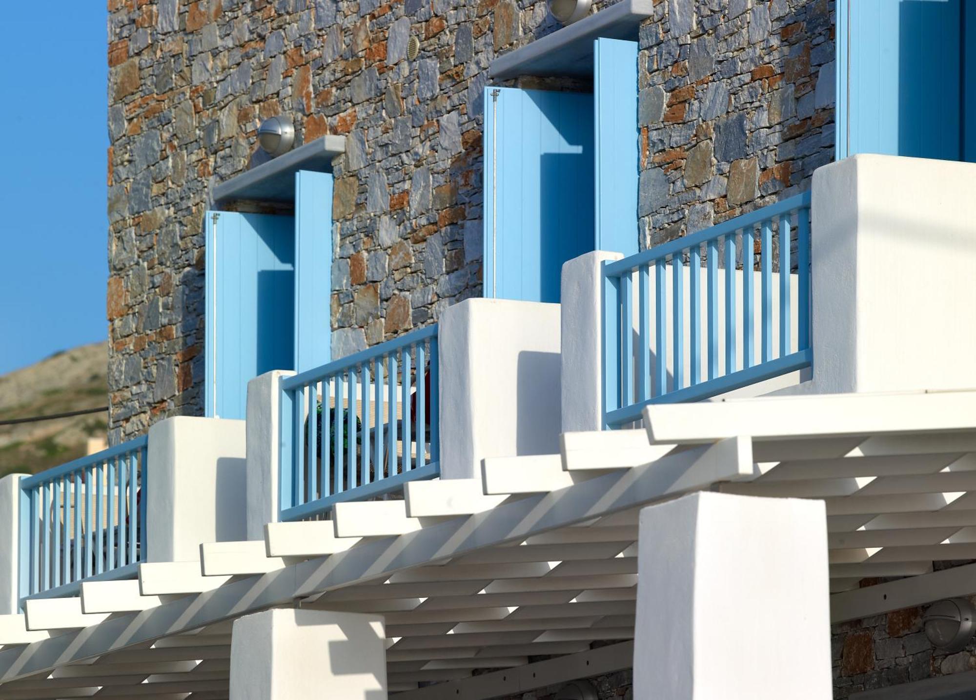 Blue Harmony Hotel Kini Habitación foto